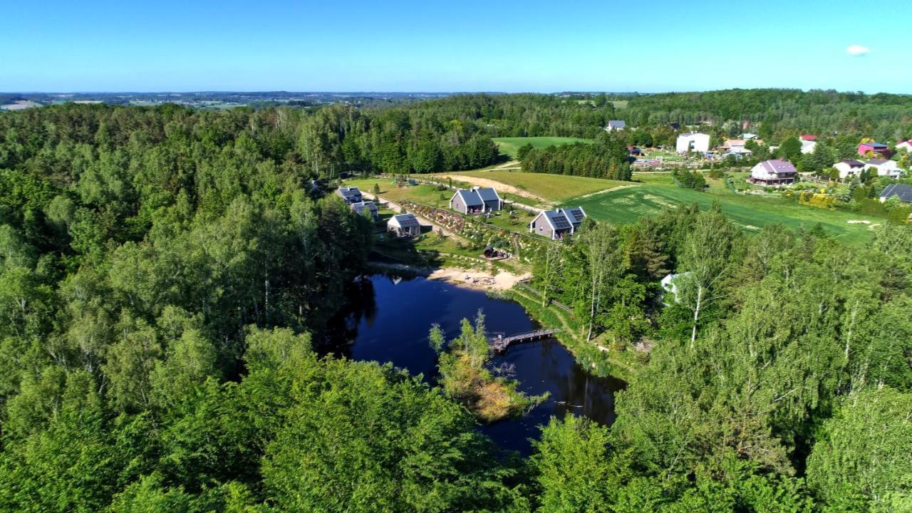 Osada Skoczkowo Komfortowe Domki Z Jacuzzi Nad Jeziorem- Sauna- Balia- Prywatny Staw Wedkarski Podiazy Exterior photo