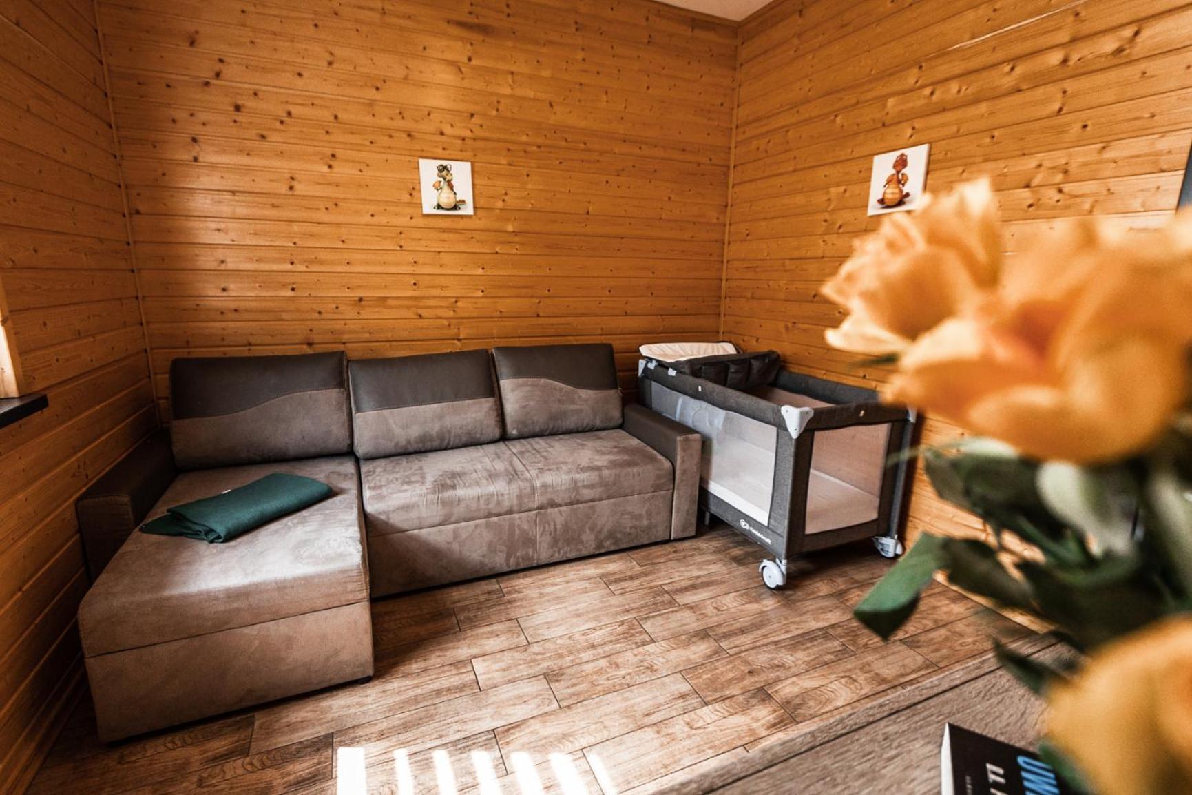 Osada Skoczkowo Komfortowe Domki Z Jacuzzi Nad Jeziorem- Sauna- Balia- Prywatny Staw Wedkarski Podiazy Exterior photo